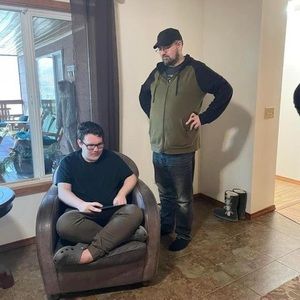 Meet your Posher, Sinclair